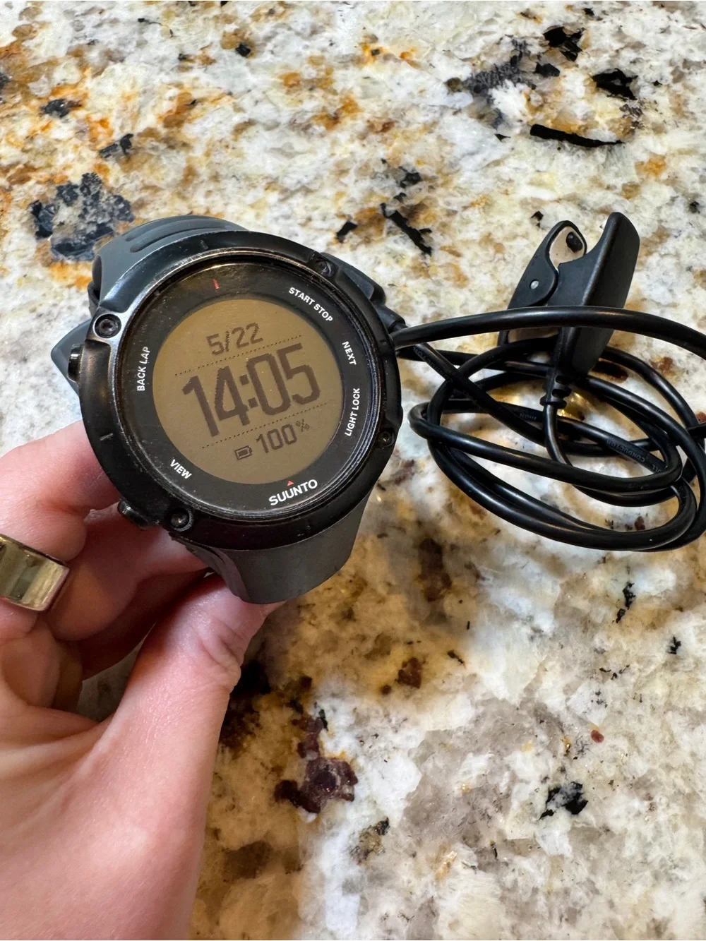 Suunto Ambit3 Peak Black GPS Multisport Watch OW143 + Charger